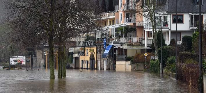  Γερμανία: 8 οι νεκροί από τη φονική κακοκαιρία (εικόνες)